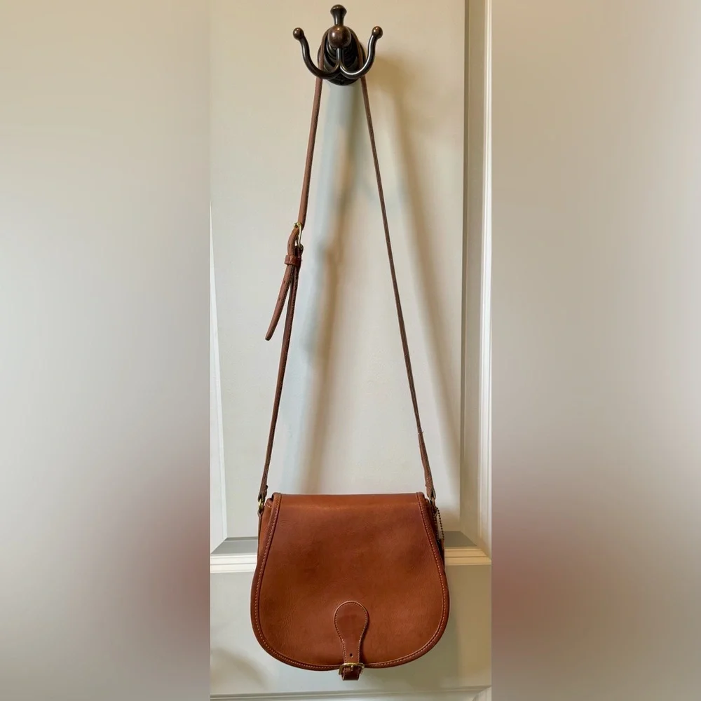 COACH Rare Vintage Saddle Bag in British Tan EUC - Picture 12 of 16